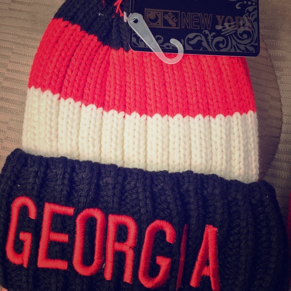 Accessories - ❄️ fleece lined Georgia Beanie ❄️